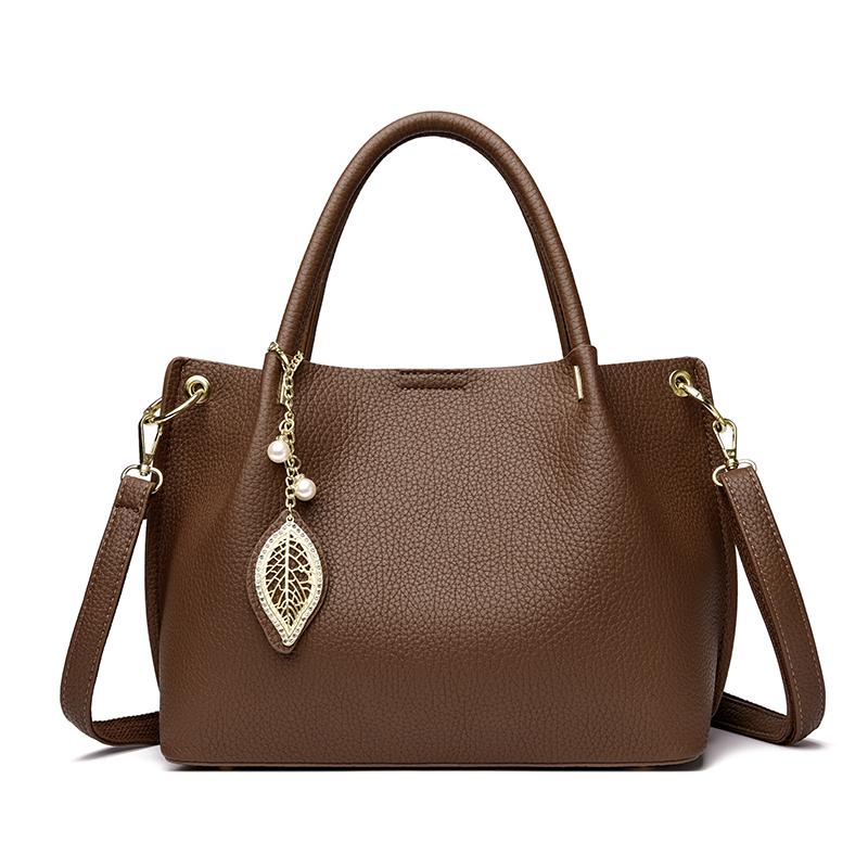 Luxury single shoulder handbag crossbody bag women's handbag 2025 designer daily commuting handbag high-quality bag