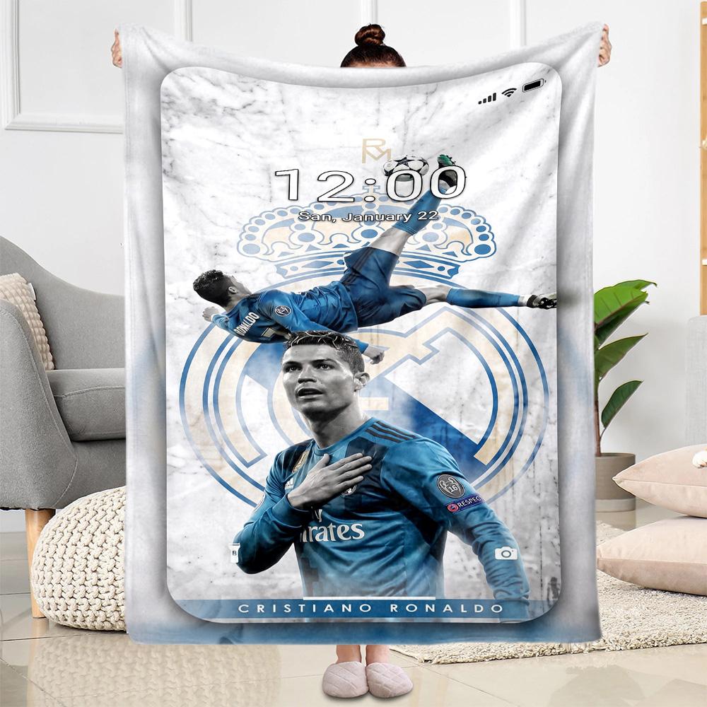 Ronaldo's Juventus Celebration Moment Blanket Comfortable Suitable for Couch Bedding Livingroom for All Seasons Modern Style Gift for Travel Home Birt