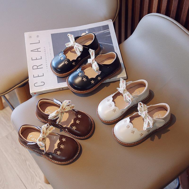 Zapatos NiñaФранцузская обувь для девочек Весна Корейская обувь из мягкой кожи на мягкой подошве Ретро детская обувь Обувь для девочек Принцесса Обувь для девочек Маленькая Средняя Детская обувь для младенцев