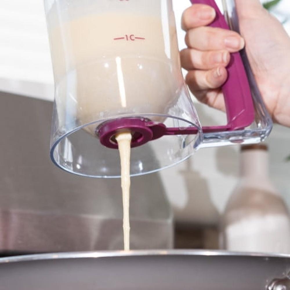 Диспенсер для теста для блинов Chef Buddy, вместимость 4 чашки, прочный пластик, насадка без капель, мерная чашка, форма для маффинов, вафельница, кухня