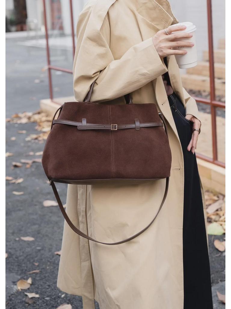 Женская сумка-тоут из натуральной кожи и замши большой вместимости - универсальная матовая сумка в стиле ретро для ношения на руках и через плечо