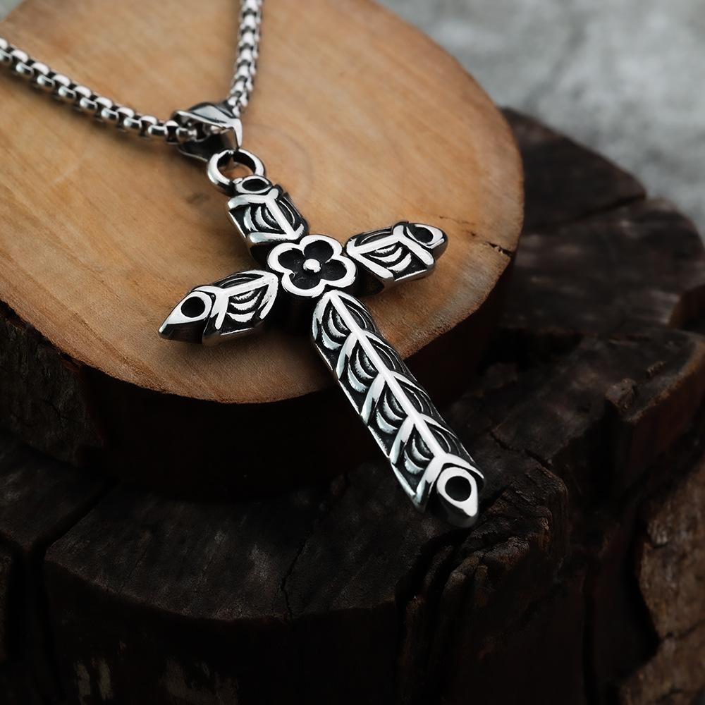 Stylish Titanium Steel Mens Pendant Wind Rose Cross Unique Jewelry