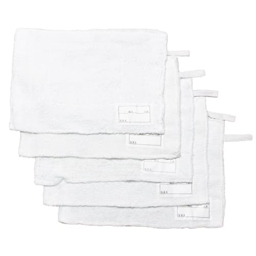 19-inch, 720-count, B-grade, unused, school and commercial use, name tag attached, string attached, tags included. Absorbent, with poor stitching, loo