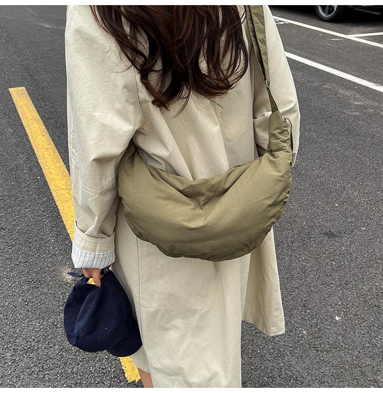 2025 New Fashion Pleated Dumpling Bag: Versatile, Casual Large Capacity Shoulder & Crossbody Bag
