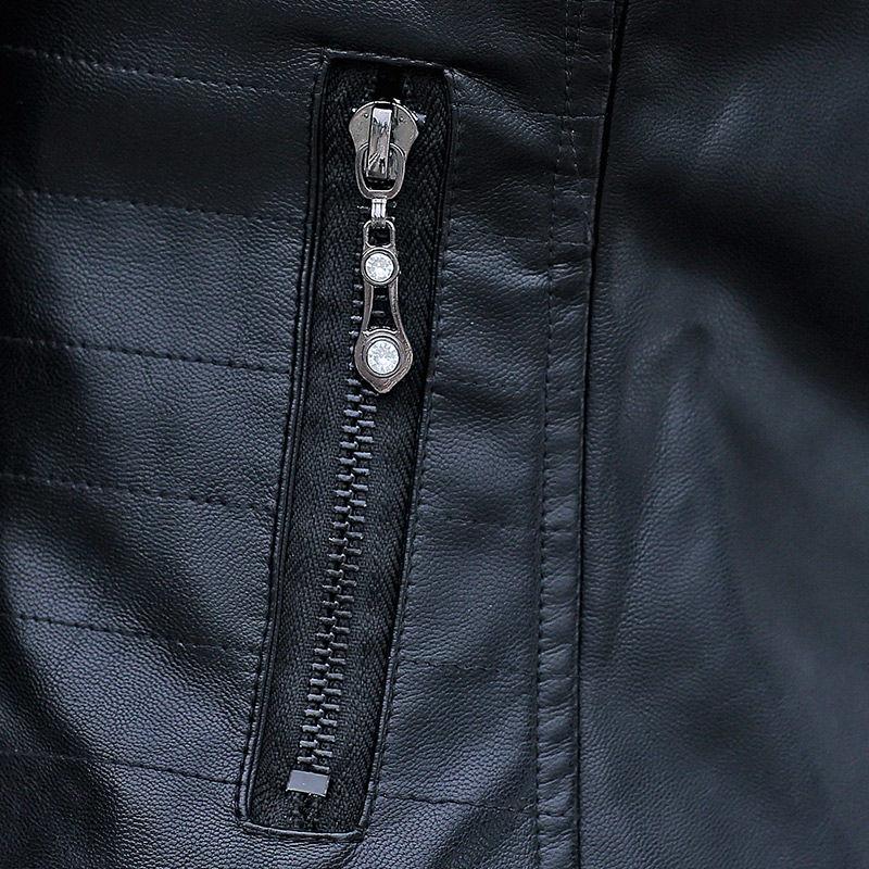 Шикарная и стройнящая женская короткая куртка из искусственной кожи на весну и осень в американском стиле