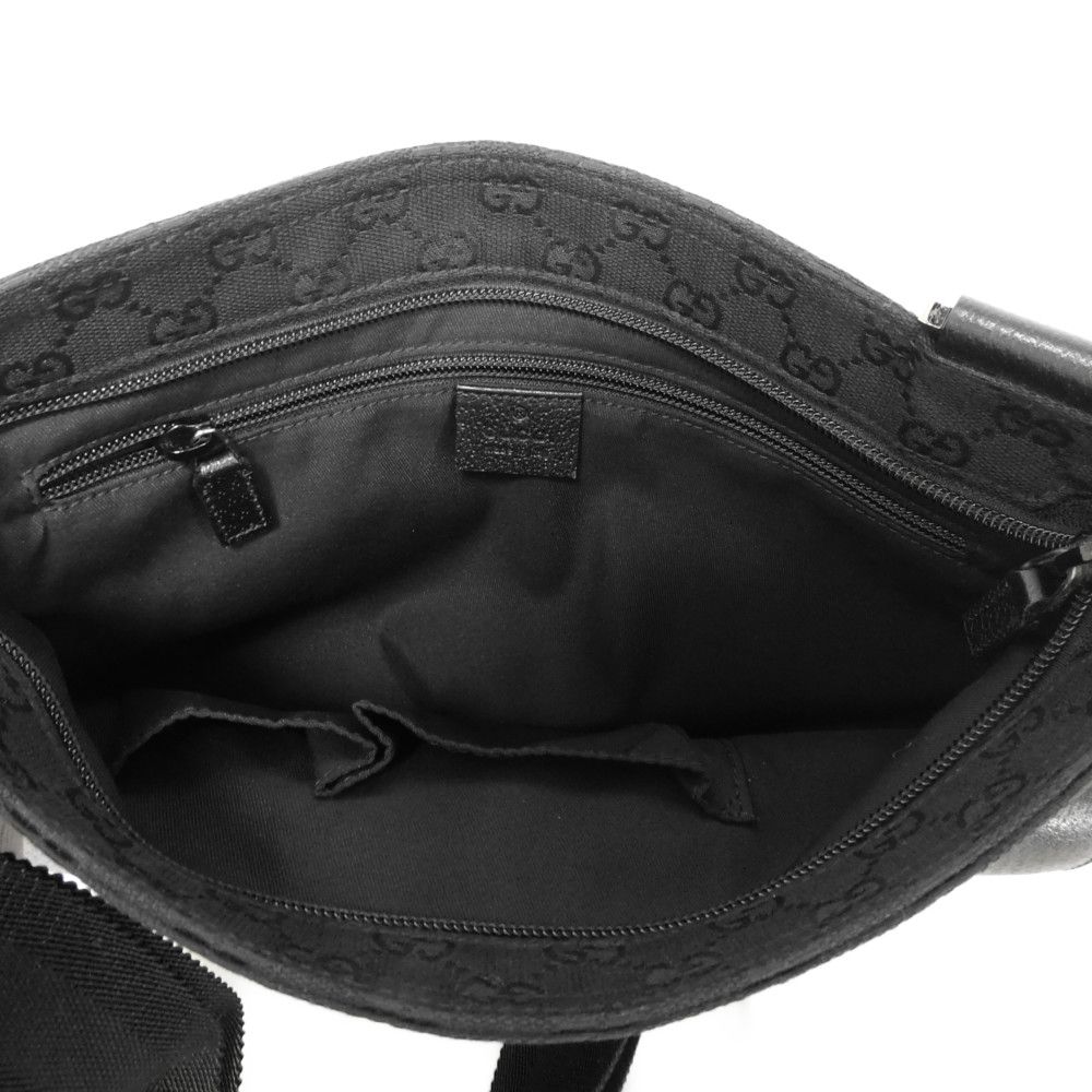 Used GG Canvas Messenger Bag 9539 256100 7921 Calfskin Crossbody with Embossed Logo, Black Men's from Japan AUTHENTIC