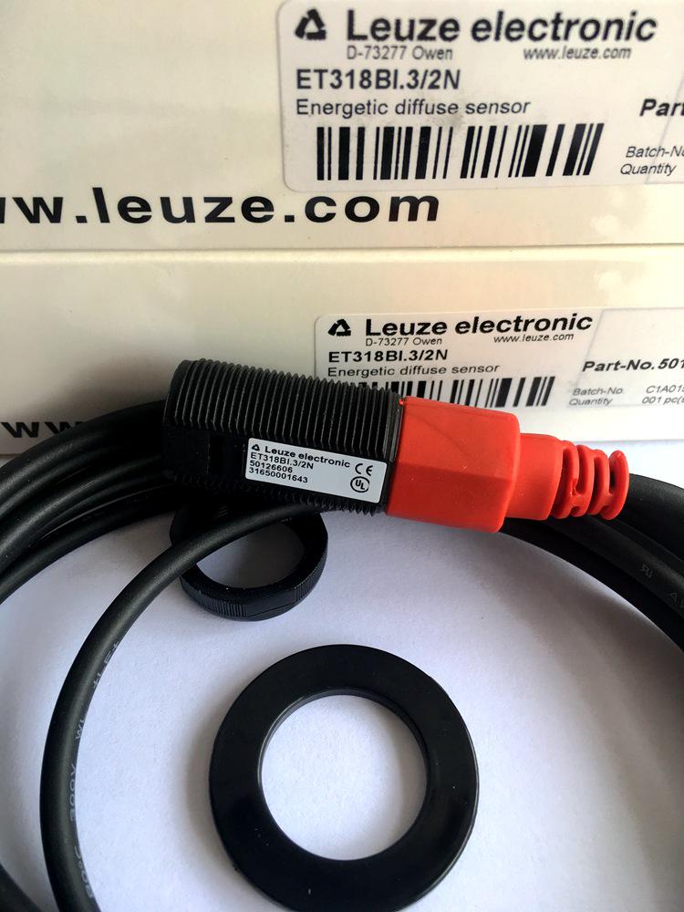 Leuze Photoelectric Switch Models: ET318BI.3/2N, ET318BI.3/4P, ET318B.3/2N