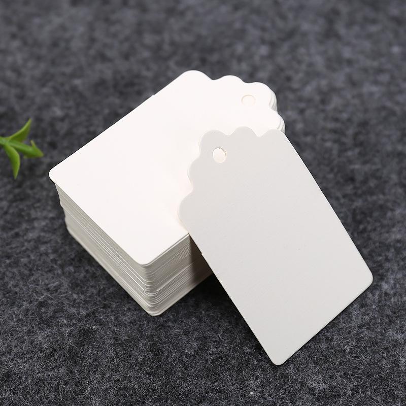 Пустая бирка-навеска в виде цветка из крафт-бумаги размером 3x5 см для поделок своими руками, расписанных вручную визиток и упаковки для выпечки