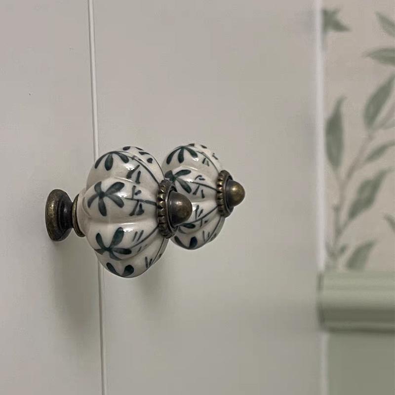 2 шт. художественная керамическая ручка для ящика с одним отверстием синяя и белая фарфоровая керамическая винтажная ручка для ящика шкафа или гардероба 38x35 мм