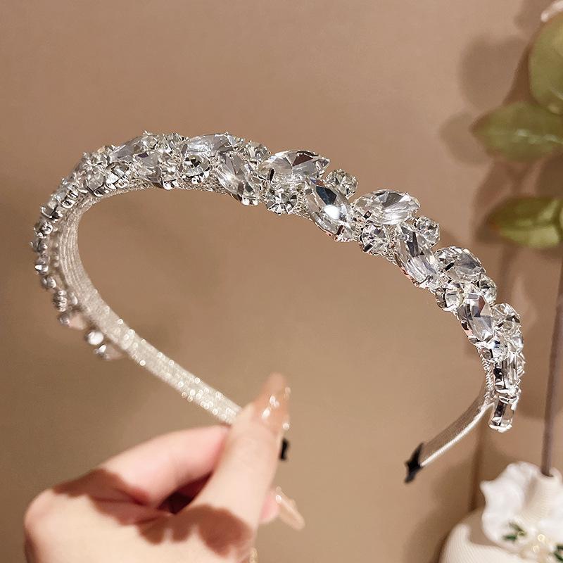 Retro French Crystal women's hair band accessories Headband for Women Korean Edition Versatile hair bands Headbands for girls