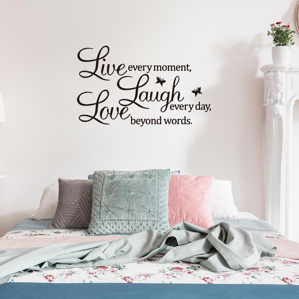 Yy436 Персонализированная и креативная наклейка на стену с английским алфавитом и бабочками, декоративная наклейка на стену для гостиной и спальни, большое количество можно обсудить