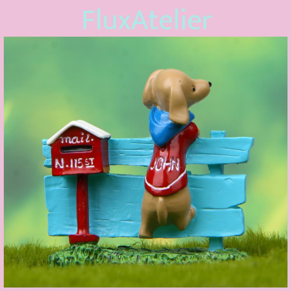 Lawn Dog Sign Resin Ornament For Landscaping And Promotional Use