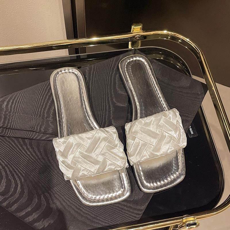Summer with Skirts, Small Sandals, and Women's Shoes. New Silver Square-headed Open-toed Soft Flat-bottomed One-word Slippers.