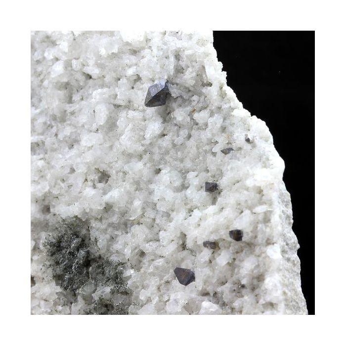 Pierres et Minéraux. Anatase. 942.5 ct. Plan du Lac, Oisans, Savoie, France.