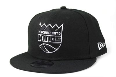 New Era Кепка Snapback 9FIFTY Черно-белая НБА Западная конференция Сакраменто Кингз
