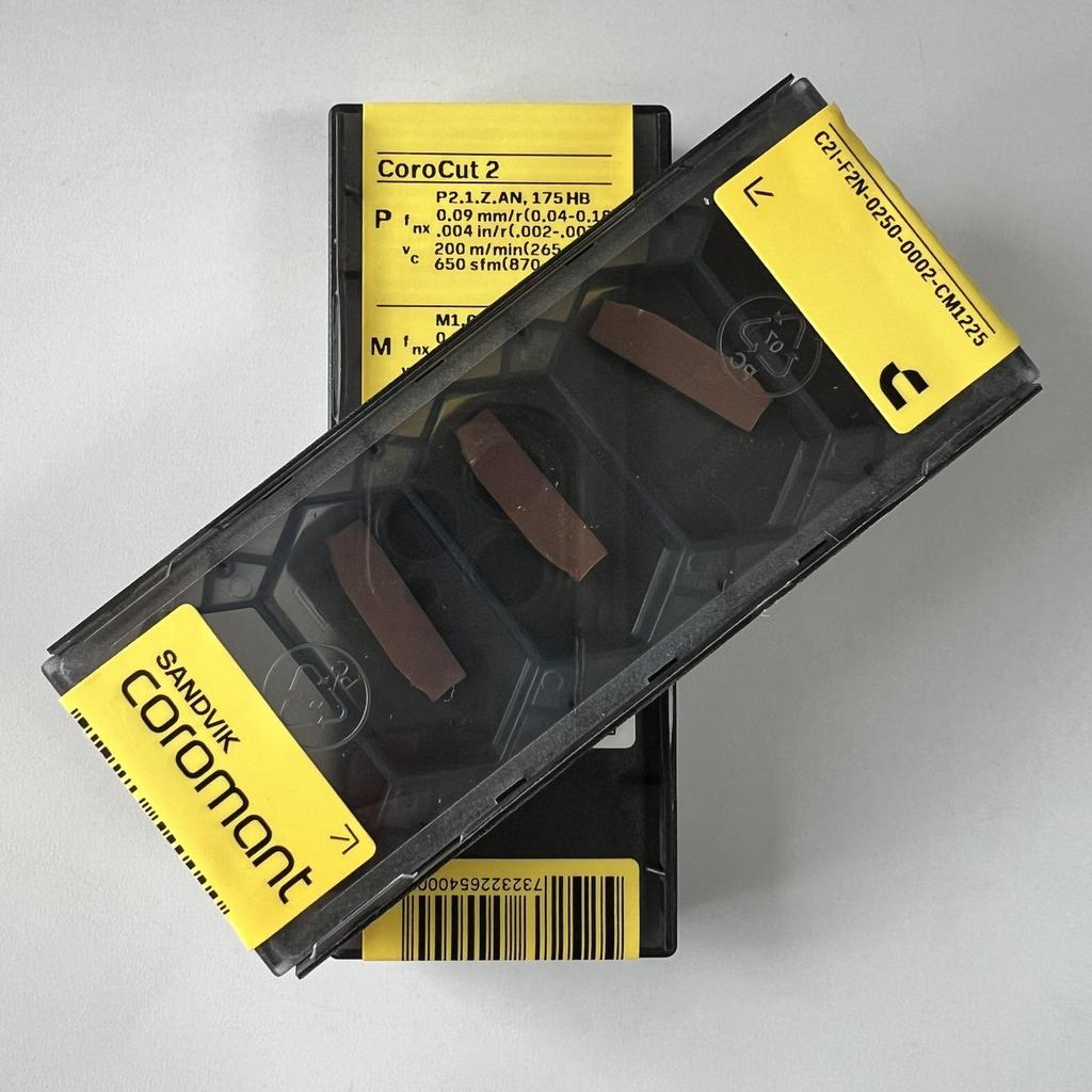 SANDVIK / C2I-F2N-0250-0002-CM 1225 / Original Swedish hard alloy blade 10 Pcs