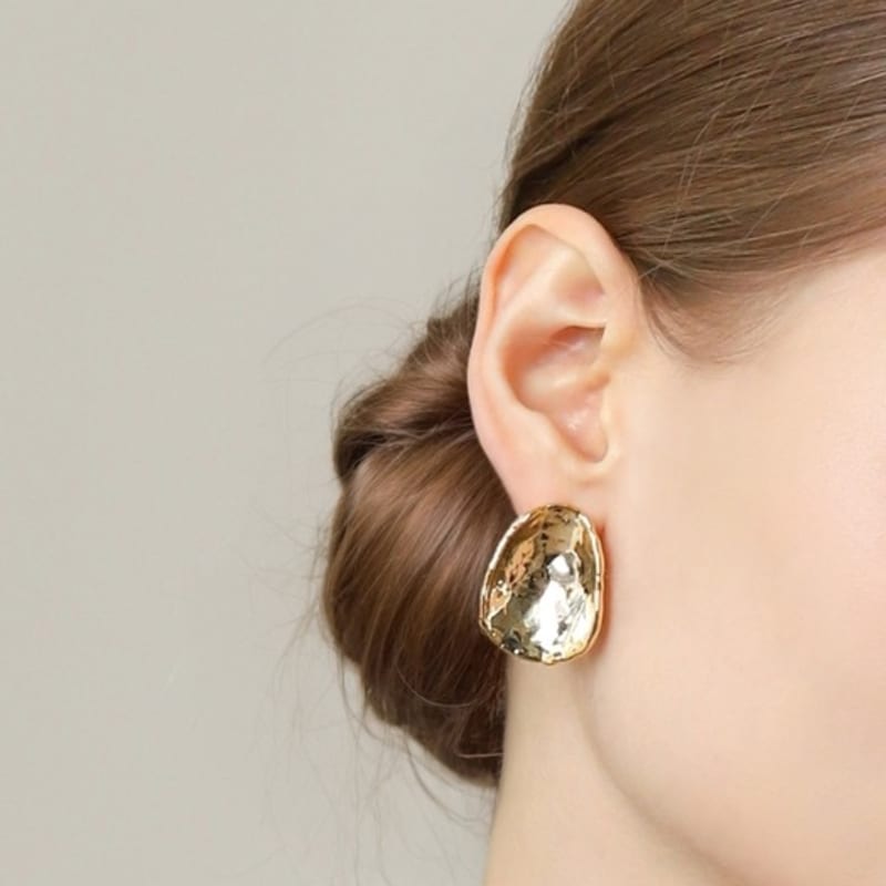 Ozel Crumble Button Earrings PB129E