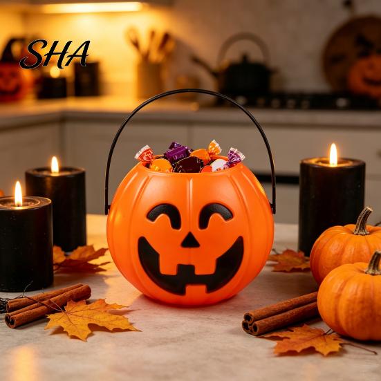 Halloween Party Favors Pumpkin Candy Bucket, Plastic Treat Holder with Handle, Outdoor Ornaments Favor Storage Container, Trick-or-Treat Gift