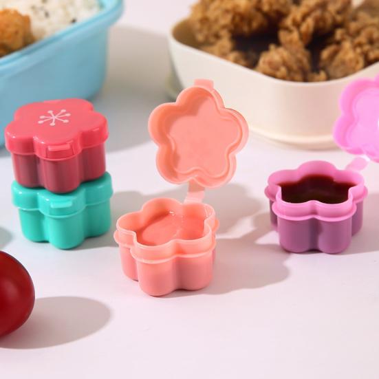 4Pcs Mini Sauce Box Flower Shape Soy Sauce Ketchup Honey Salad Dressing Container Camping Picnic Bento Box Accessories