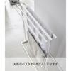 Yamazaki Вешалка для полотенец Tower 5576 Slim, Боковое крепление, Белая, Прибл.. 25.6" Ш x 5.5" Г x 29.7" В
