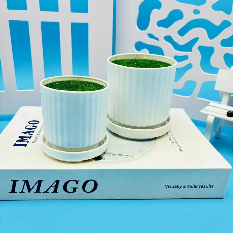 Вертикальные узорные круглые пластиковые флокированные цветочные горшки с поддонами и мини-маленькими вазами можно использовать для цветочной композиции