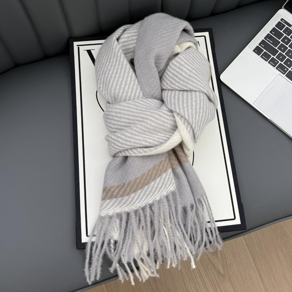 Korean Style Women's Cashmere Scarf Thickened Winter Neck Warmer Checkered Scarf  Autumn Winter