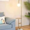Современный торшер Скандинавский торшер с круглым столиком Торшеры в стиле ар-деко для гостиной Светодиодные напольные светильники для дивана для чайного столика
