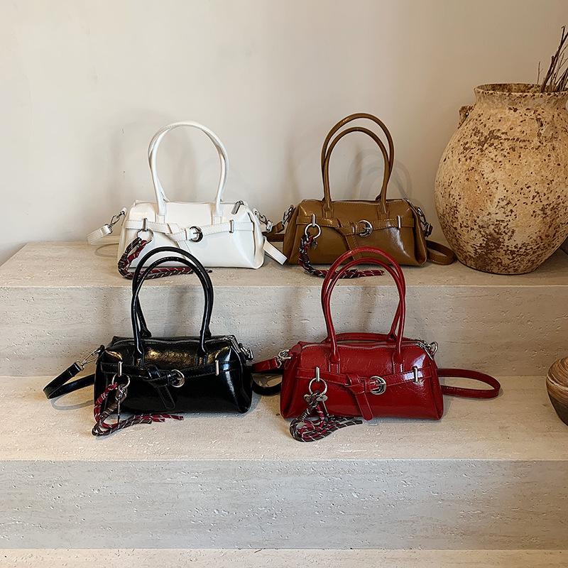Han Casual Hand Carry Small Square Bag Women's 2026 Summer New Fashion Shoulder Bag Commuter Simple Messenger Bag
