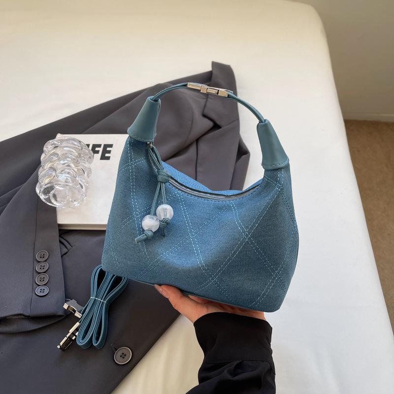 Summer Popular Simple and Beautiful Handbag Women's New Fashion Shoulder Crescent Bag Personalized Messenger Bag