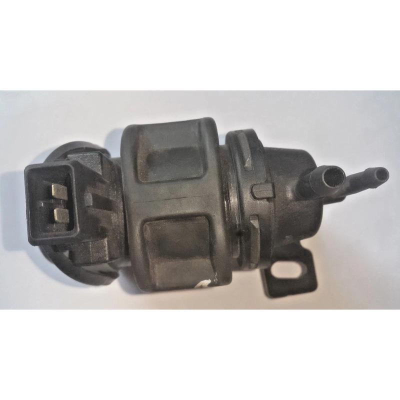 8200661049 1PC Turbo Pressure Solenoid Valve for Renault Clio Fluence Kangoo Koleos Laguna Latitude Logan Master Megane Modus 1