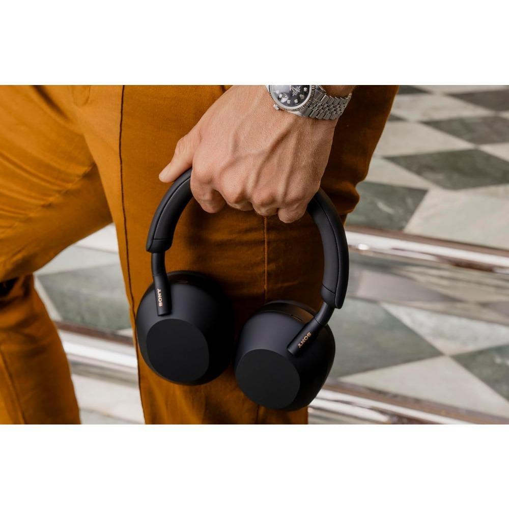 Беспроводные наушники Sony WH-1000XM5 с шумоподавлением