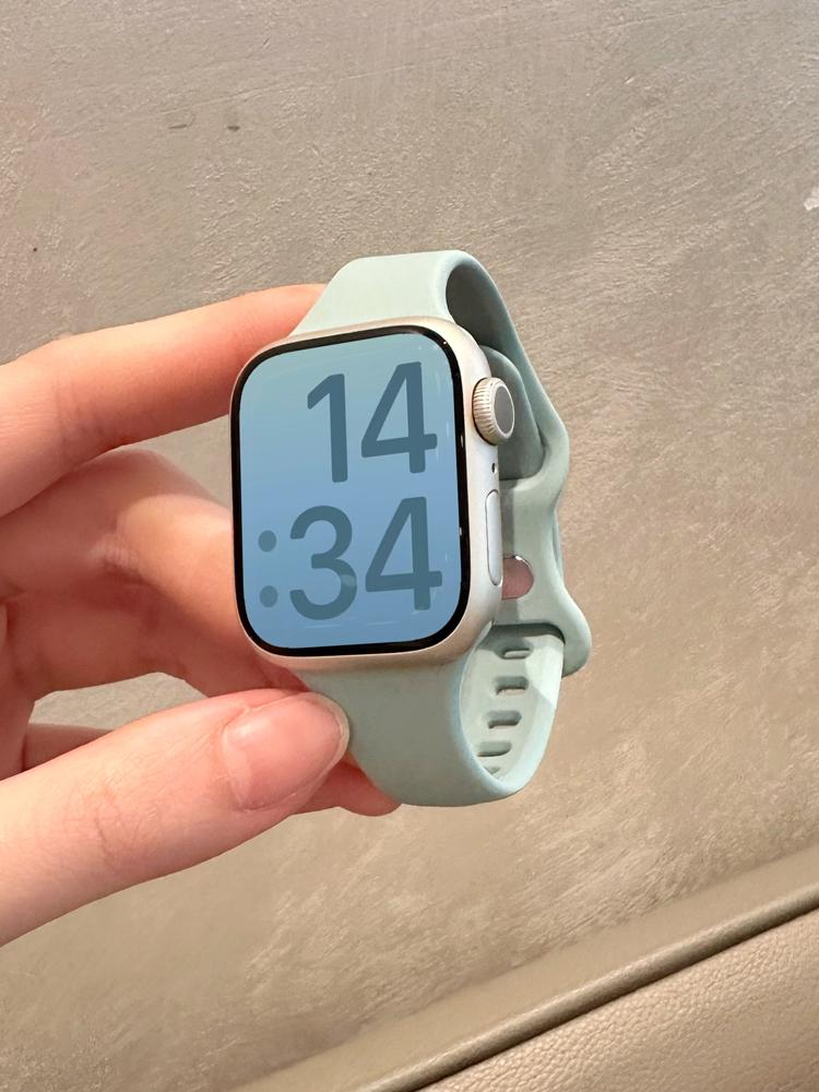 Тонкий силиконовый ремешок для Apple Watch 45 мм 44 мм 40 мм 41 мм 42-38 мм спортивный браслет для iWatch Series 8 7 SE 3 4 5 6 9 10 Ultra 2 49 мм