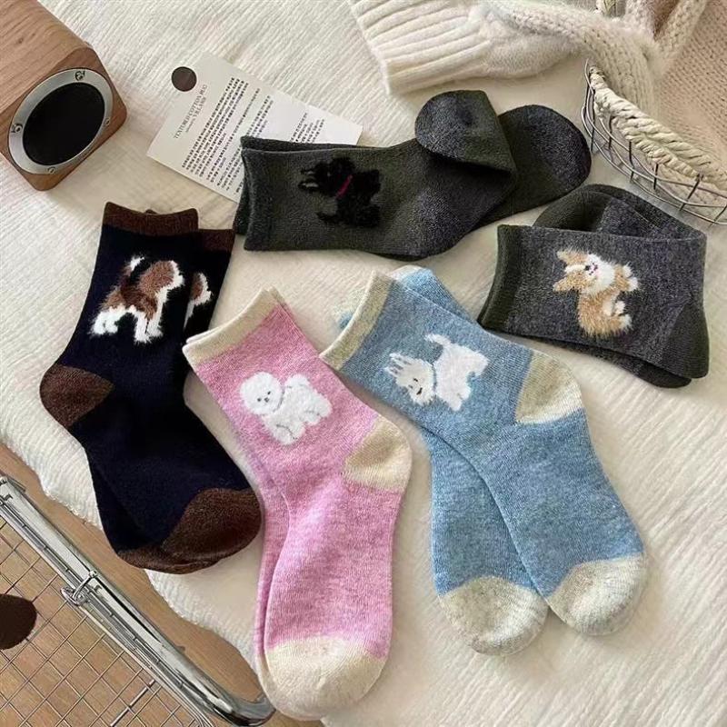 Женские модные носки в японском стиле средней толщины из шерсти 100 % хлопок, модные милые мультяшные женские собачки, повседневные забавные милые чулочно-носочные изделия
