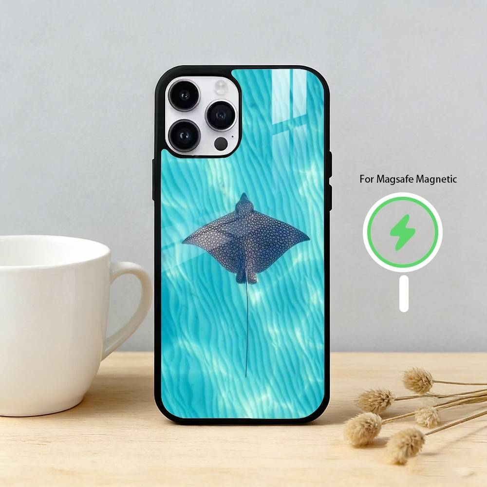 manta ray F-fish Phone Case For iPhone 17/16/15/14/13/12/Plus/Pro/Max for Magnetic Wireless Charging