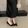 Французские остроносые туфли-лодочки и черные туфли на высоком каблуке женские 2025 новая весна и осень тонкий каблук замша с открытым верхом офисные туфли