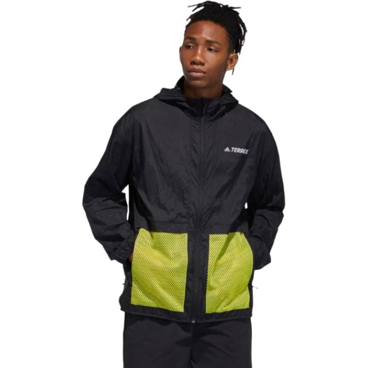 adidas Куртки Мужские Черные С Капюшоном Умеренные Прочие GN7601