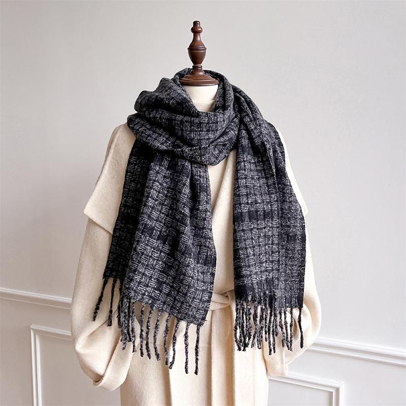 Winter Thick Warm Scarf Women Imitation Cashmere Shawls Pashmina Neckerchief Bufanda Female Plaid Hairy Tassel Echarpe New