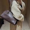 Minimalist style black tote bag women's large-capacity handbag commuter shoulder bag, new old money style underarm bag
