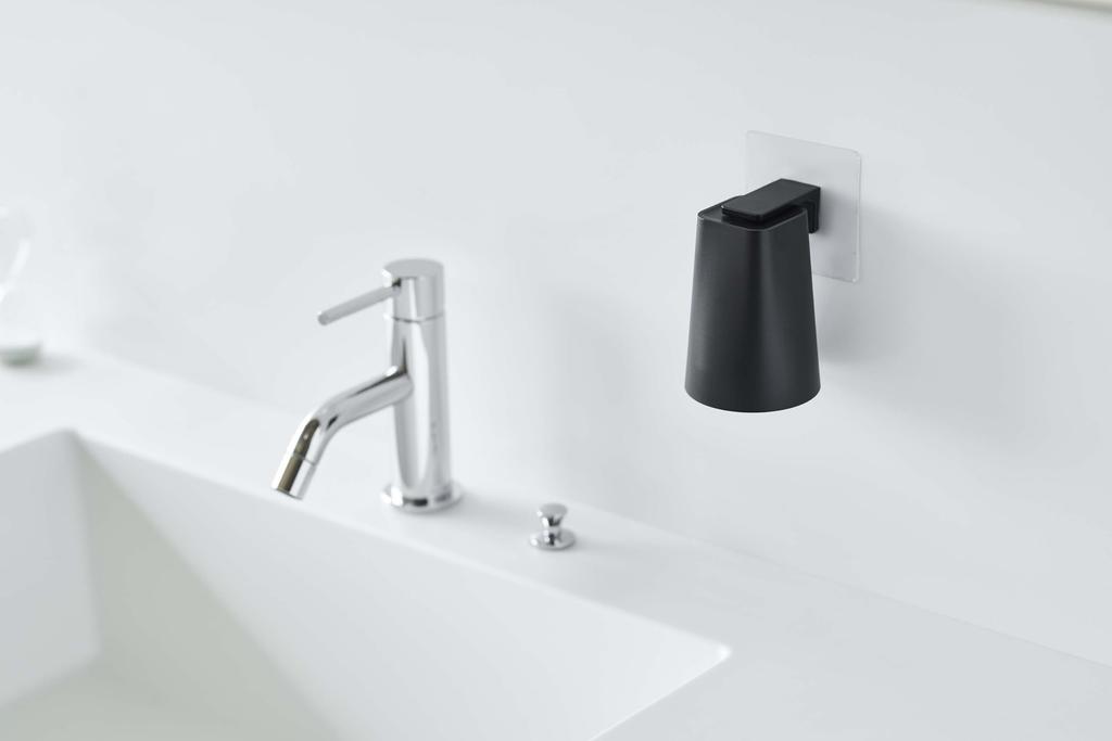 Yamazaki Jitsugyo Film Hook Magnetic Tumbler Black W7 X D7 X W7 X X When Tower Floating Storage Easy Installation 5488 Approx. H9.5cm (Tumbler)