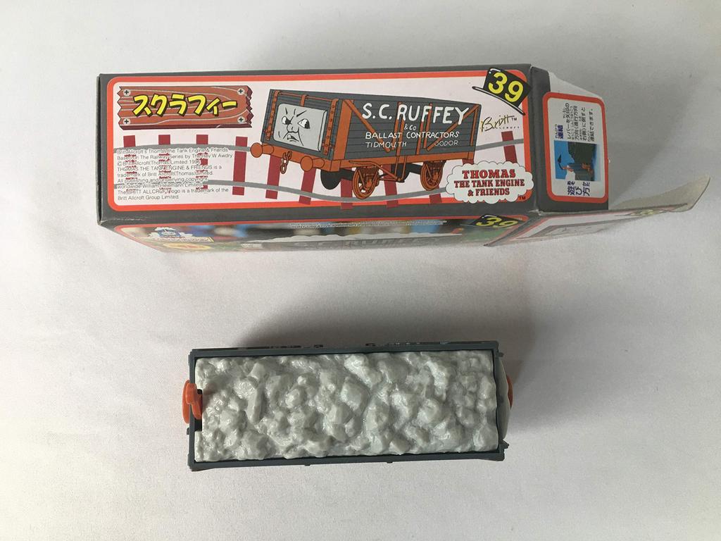 Коллекция паровозиков Томаса серии Scruffy S18
