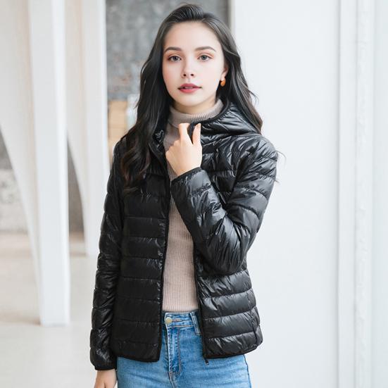 Женская зимняя куртка-пуховик с капюшоном и карманами на молнии, на молнии, однотонная