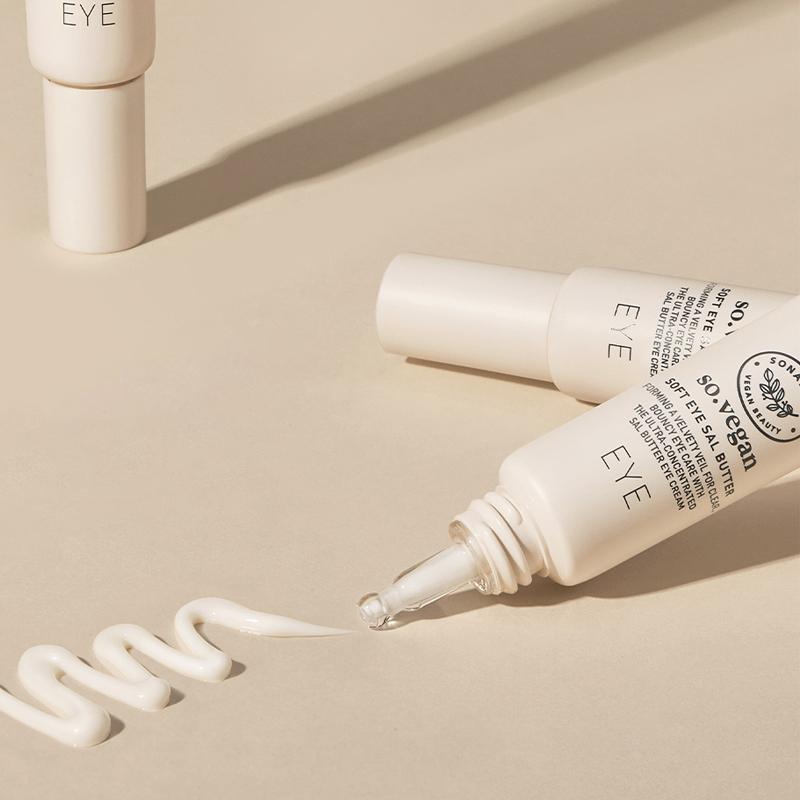 SO NATURAL So Vegan Нежное Масло-Бальзам для Глаз 30 мл