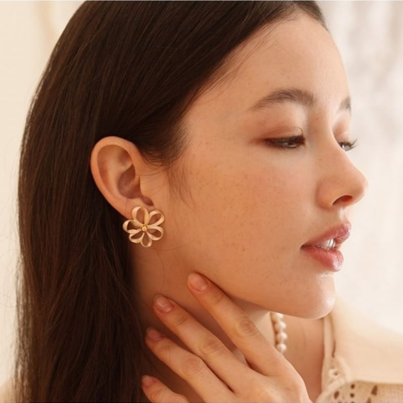 Dana Burton Open Petal Flower Silk Earrings