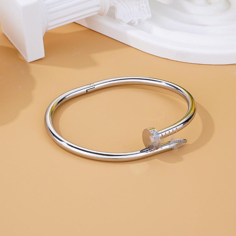 Классический женский регулируемый браслет-гвоздь из титановой стали с бриллиантами