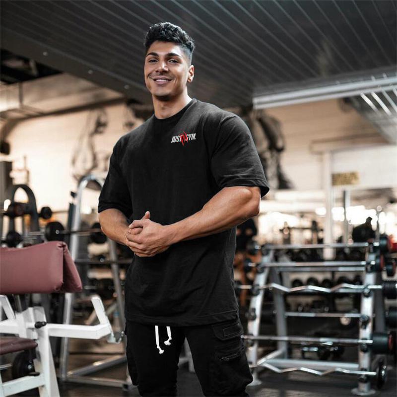 Muscleguys Новая летняя футболка большого размера, мужская футболка для тренажерного зала, бодибилдинга, фитнеса, свободная повседневная одежда для образа жизни, мужская уличная футболка в стиле хип-хоп