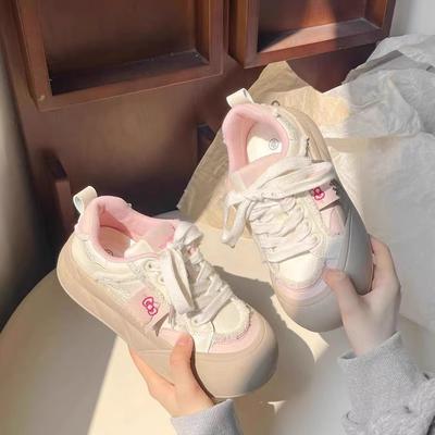 2025 новые туфли на толстой подошве женские весенние нишевые универсальные с круглым носком увеличивающие рост туфли-хлебцы повседневные студенческие белые туфли