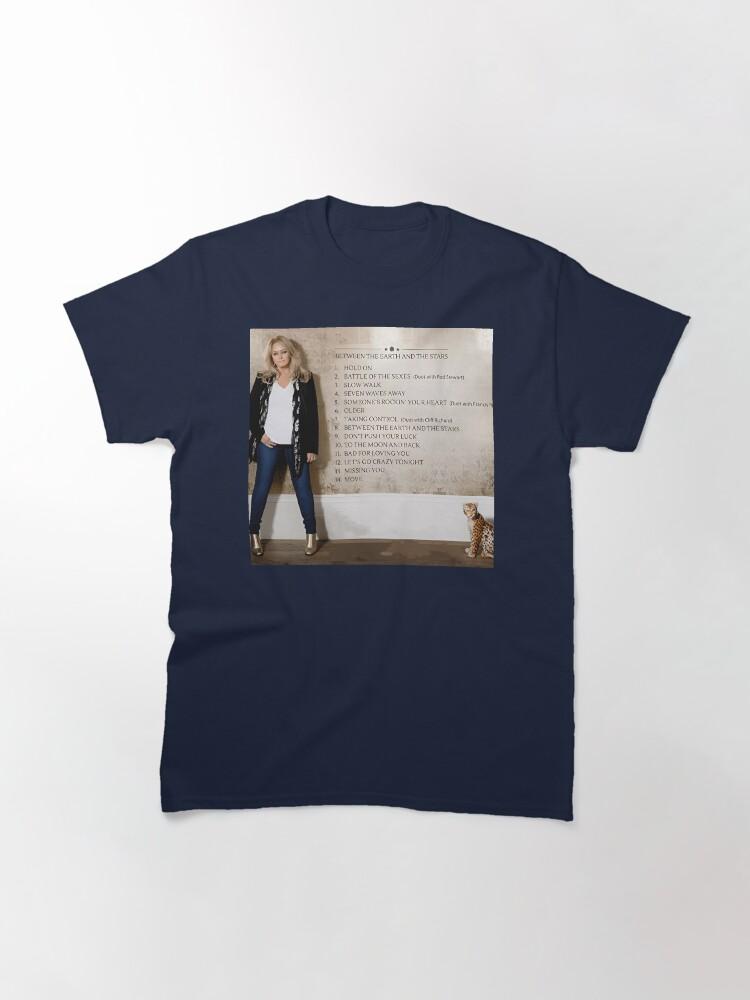 Bonnie Raitt Album between the earth and the stars Classic T-Shirt