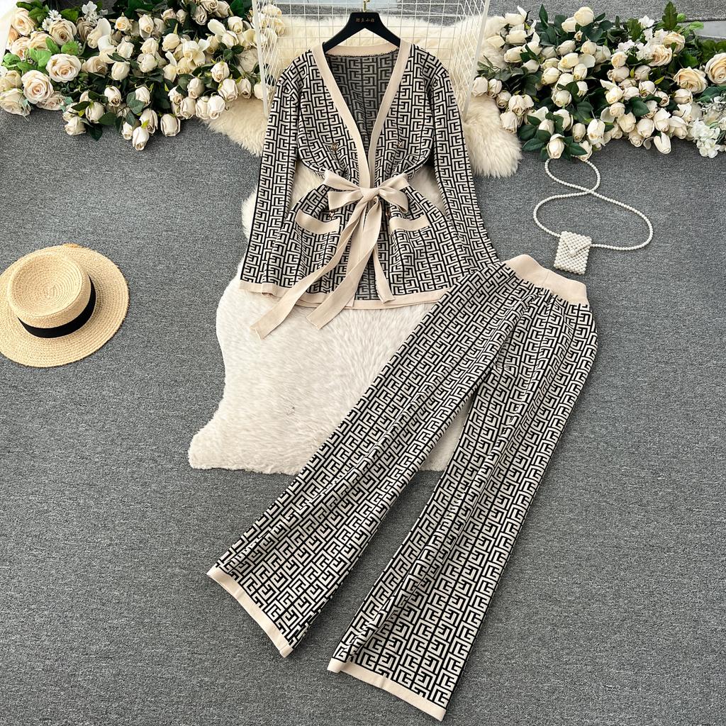 Осень Зима Винтаж Бренд Дизайнерский Принт Вязаный Свитер Брюки Комплект Из 3 Частей Женский Спортивный Костюм Кардиганы С Длинными Рукавами Жилет До щиколотки Брюки Наряды