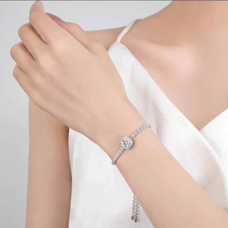 S925 Sterling Silver Moissanite Bracelet for Women, Starry Square Bag, One Carat Moissanite Pull-out Bracelet