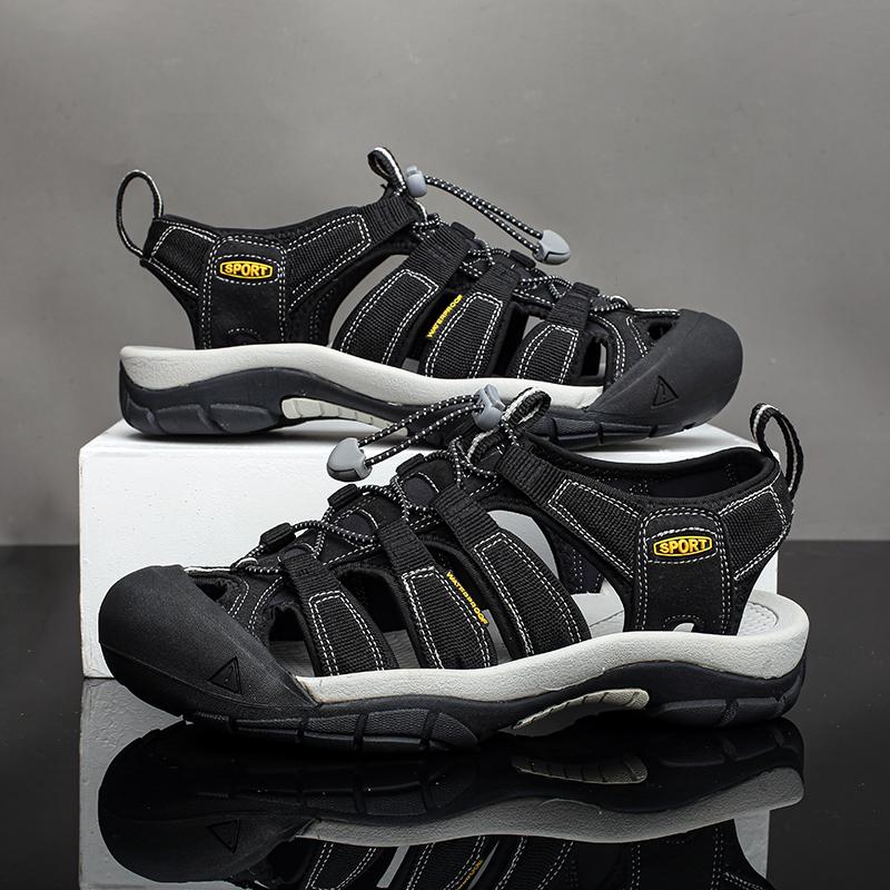 Новые летние мужские сандалии из натуральной кожи, классическая повседневная обувь, мужские уличные пляжные сандалии, римские летние мужские водные туфли, размер 35-46